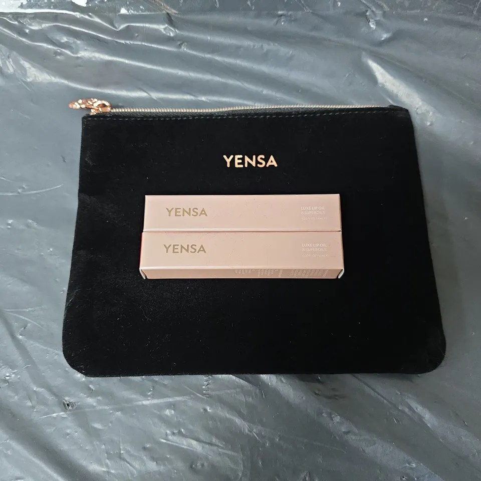 YESNA COSMETIC BAG LUXE LIP OIL DUO SET - CRUSH IT CORAL + BOSS BERRY 