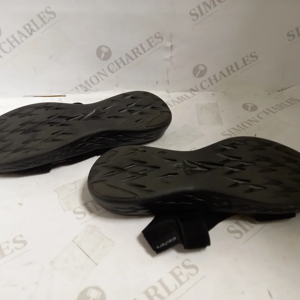 SKETCHERS GOGA MAT ON THE GO FLEX USA 10 WOMENS