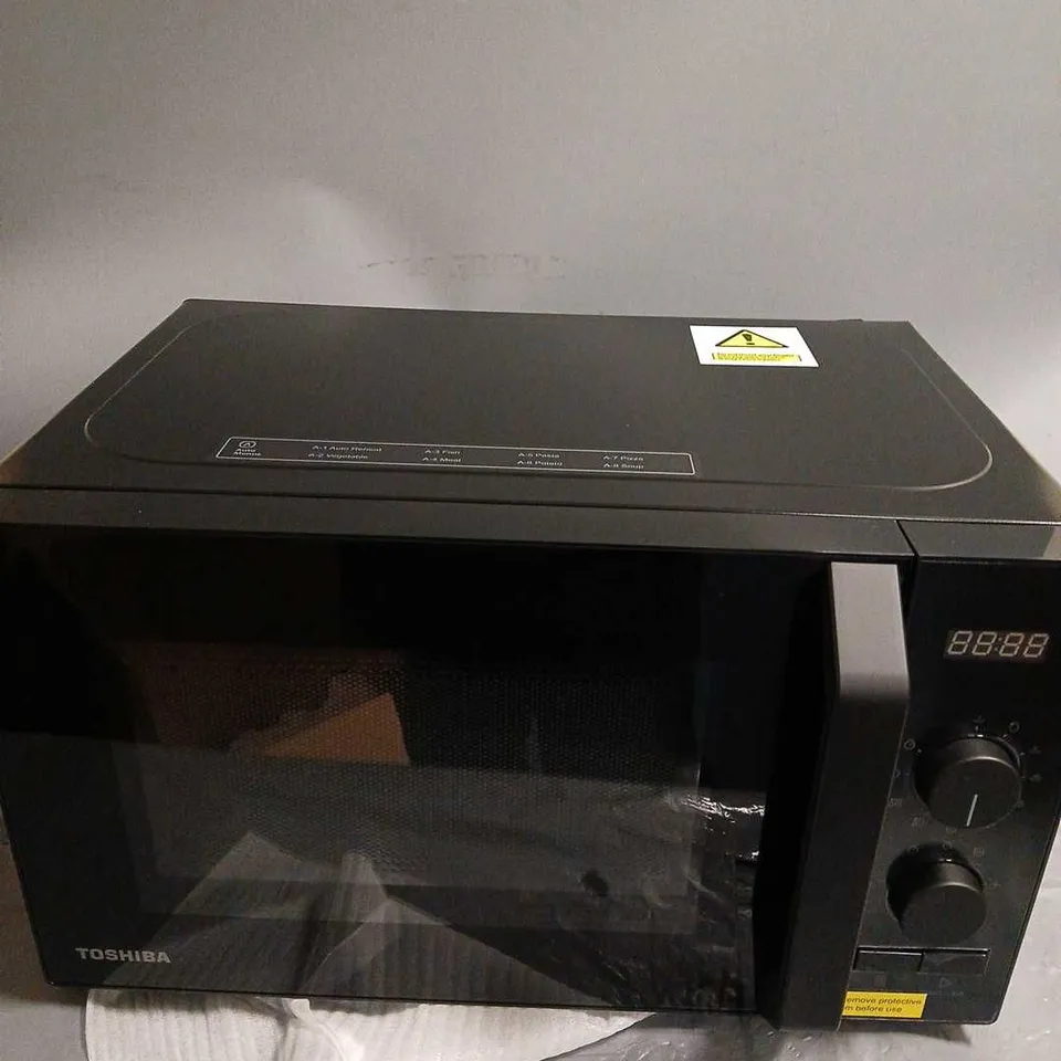 BOXED TOSHIBA MW2-AM20PF MICROWAVE OVEN IN BLACK