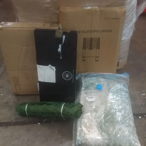 PALLET OF ASSORTED ITEMS INCLUDING DOUBLE INDUCTION COOKER, TELESCOPIC LADDER, MIXER TAP, LARGE RUG
