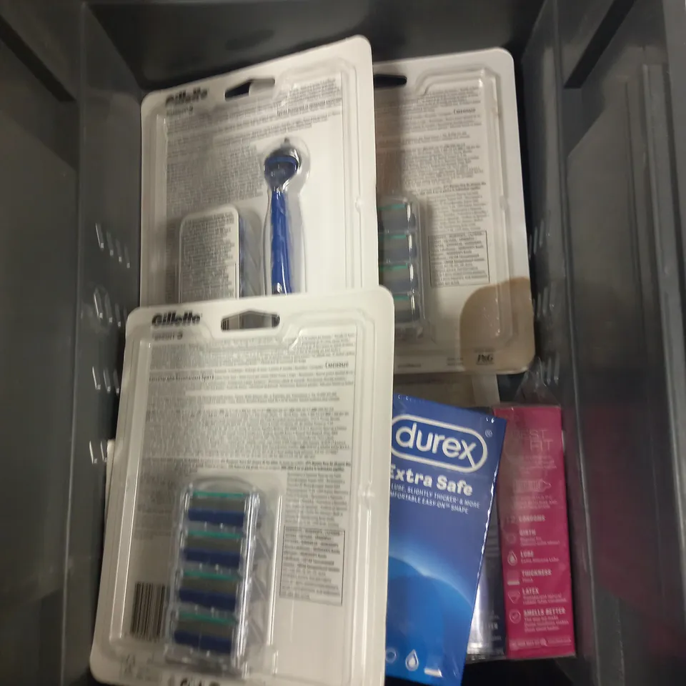 BOX TO CONTAIN APPROXIMATELY 8 ASSORTED MENS HEALTHCARE PRODUCTS, INCLUDES DUREX CONDOMS & GILLETTE RAZORS