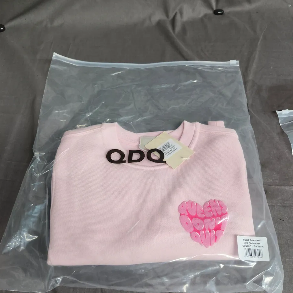 QDQ SWEATSHIRT ROUND NECK PINK (VALENTINES) 7-8 YEARS