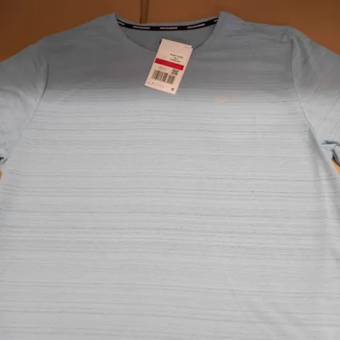 MENS NIKE LOGO T-SHIRT SIZE L