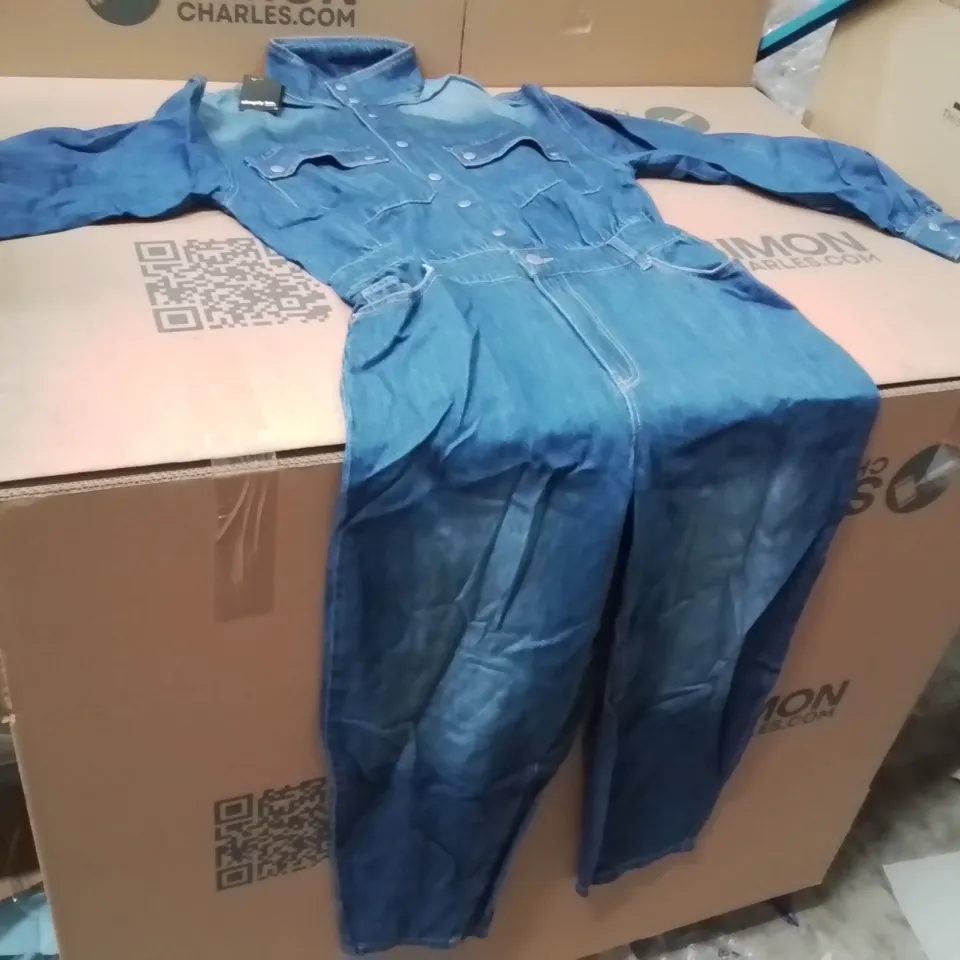 BOXED BRAND NEW APPROXIMATELY 10 SIMPLY BE DENIM JUMPSUIT MID WASH SIZE 12