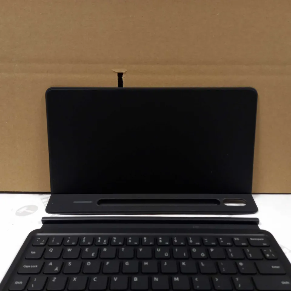 SAMSUNG GALAXY TAB S7 KEYBOARD COVER, BLACK (UK VERSION)