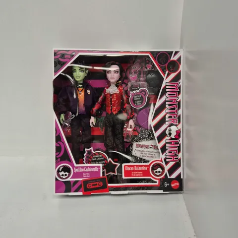 BOXED MONSTER HIGH KIERAN VALENTINE AND SPELLDON CAULDRONELLO DOLLS 2-PACK