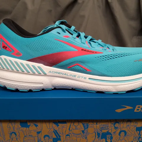 BOXED BROOKS ADRENALINE GTS 23 TRAINERS - UK 13