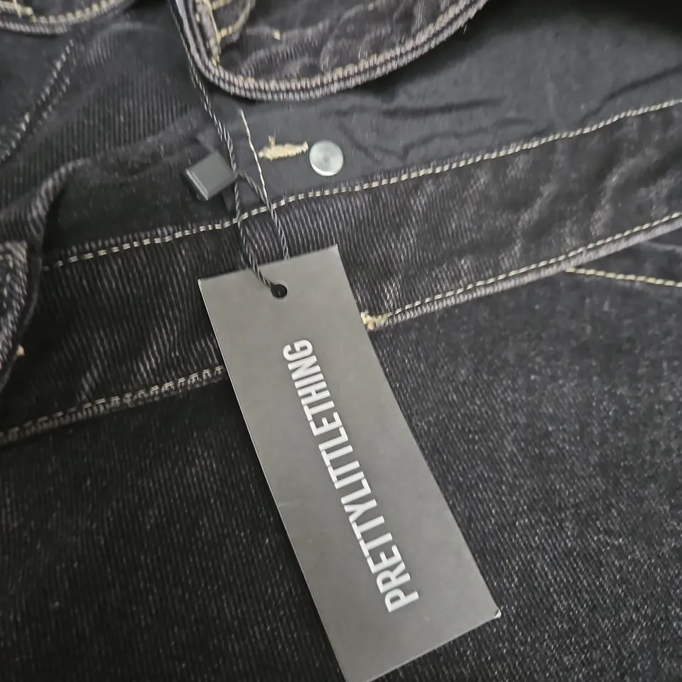 PRETTY LITTLE THING  STITCH STRAIGHT LEG DENIM JEANS – WASHED BLACK, UK SIZE 14