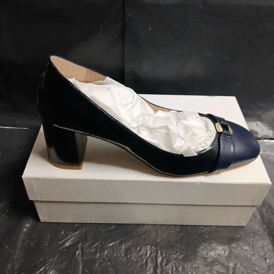 BOXED PAI OF LK BENNETT NAVY BLUE PATENT LEATHER LOAFERS WITH BUCKLE DETAIL – WOMEN'S - UK SIZE 41