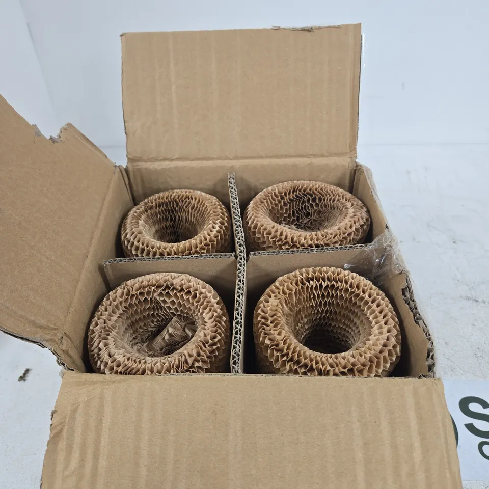 SET OF 4 RIBBED WINE GLASSES BOXED