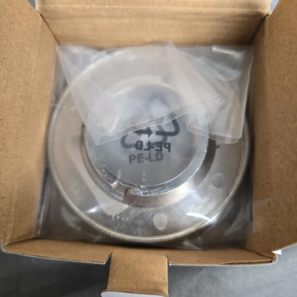APPROXIMATELY 100 ADVANCE BZBN DOWNLIGHT BEZELS