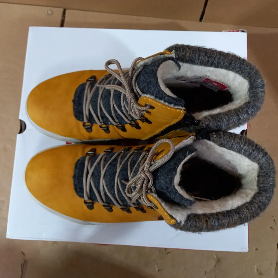 RIEKER LACE BOOT YELLOW - SIZE 7.5