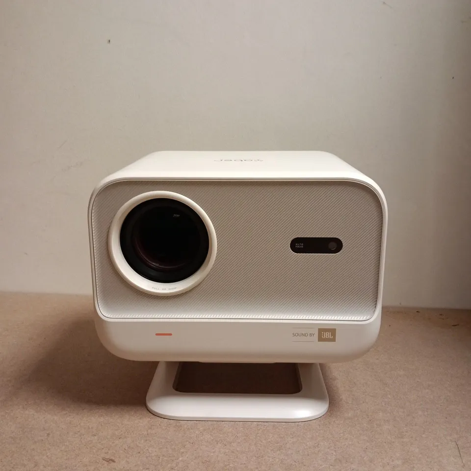 YABER PROJECTOR L2 PLUS – BOXED