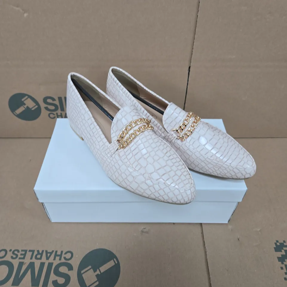 SPOT ON LADIES' NUDE SNAKE-PRINT LOAFERS – UK SIZE 5
