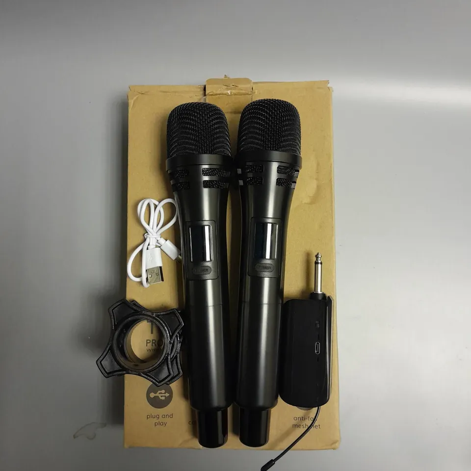 BOXED TONOR TW320 PROFESSIONAL WIRELESS MICROPHONE 