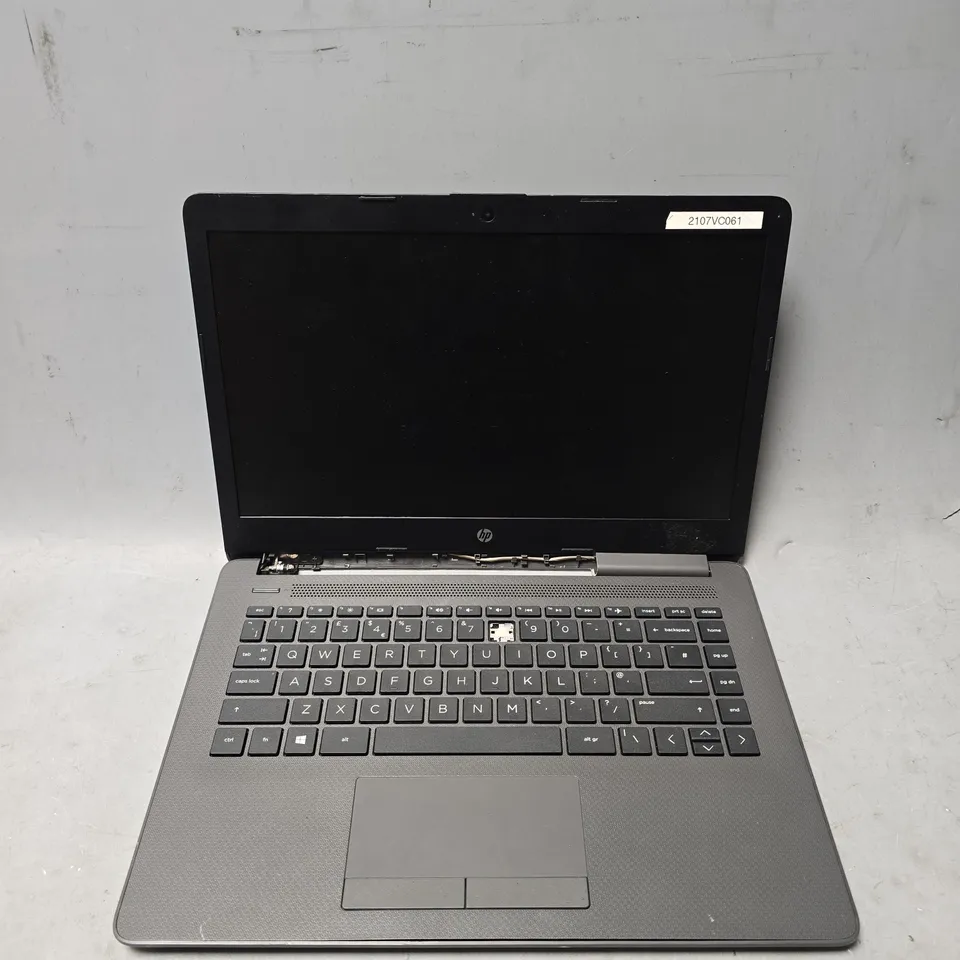 HP 240 G7 LAPTOP 