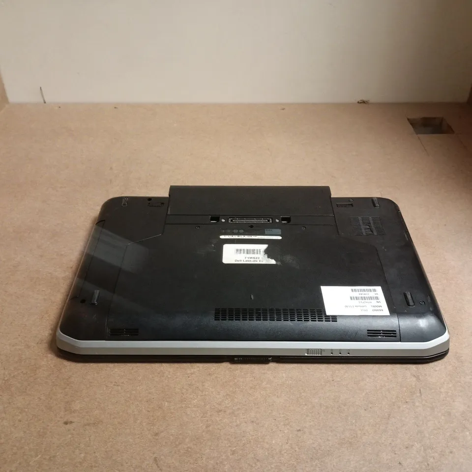 DELL LATITUDE E5530 LAPTOP