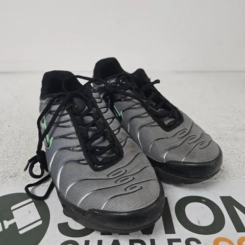 NIKE TN TRAINERS – UK 7 