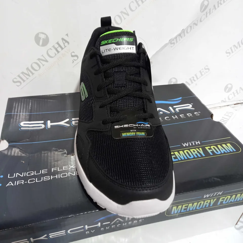 SKECHERS SKECH-AIR MEN'S BLACK TRAINERS - SIZE 9