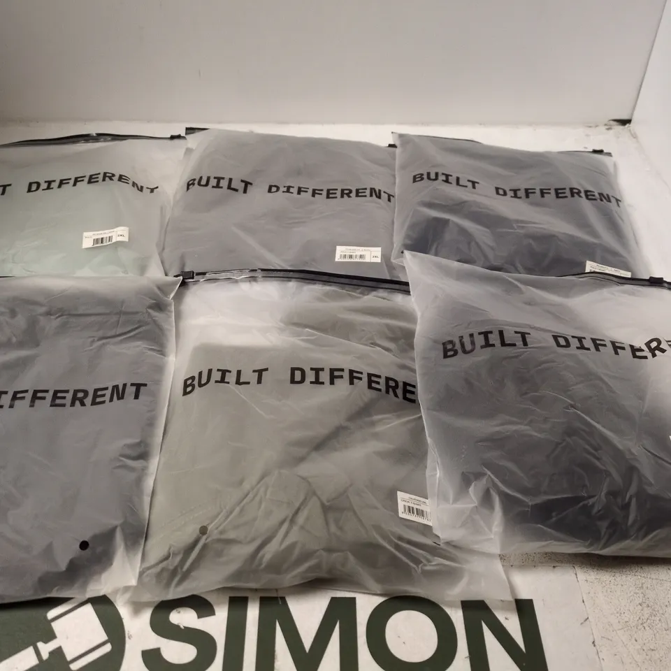 SET OF APPROXIMATELY 20 ASSORTED BUILT DIFFERENT T-SHIRTS/SHIRTS IN VARIOUS COLOURS AND SIZES