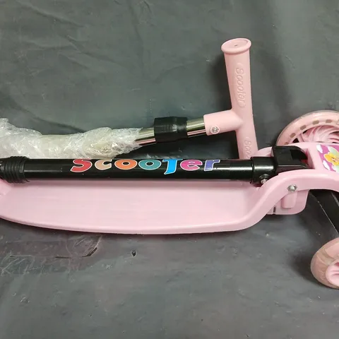 BOXED UNBRANDED KID'S SCOOTER IN PINK