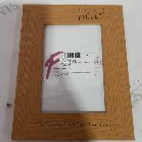 DESIGNER PERSONALISED PHOTO FRAME 