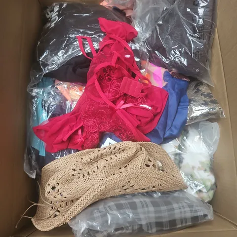 BOX OF APPROXIMATELY 25 ASSORTED CLOTHING ITEMS IN VARIOUS STYLES , COLOURS AND SIZES