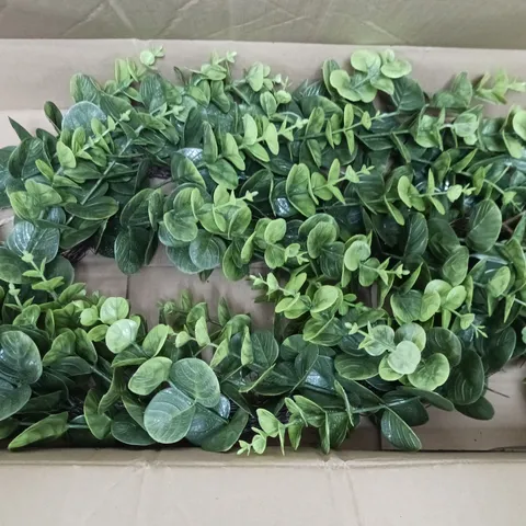 EUCALYPTUS CHRISTMAS GARLAND – 180 CM