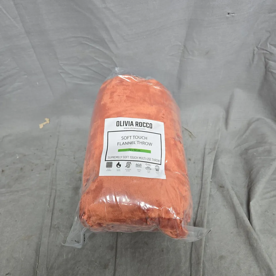 OLIVIA ROCCO SOFT TOUCH FLANNEL THROW – ORANGE, 130 X 150 CM