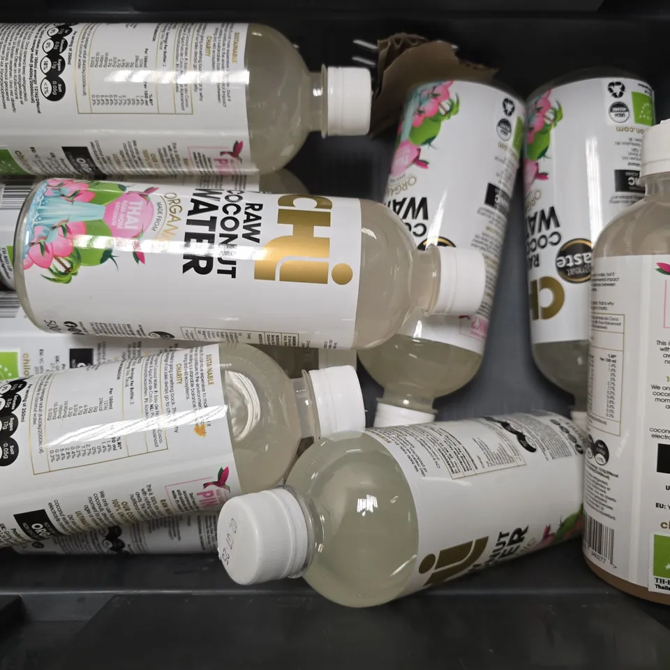 APPROXIMATELY 12 CHI RAW COCONUT WATER 