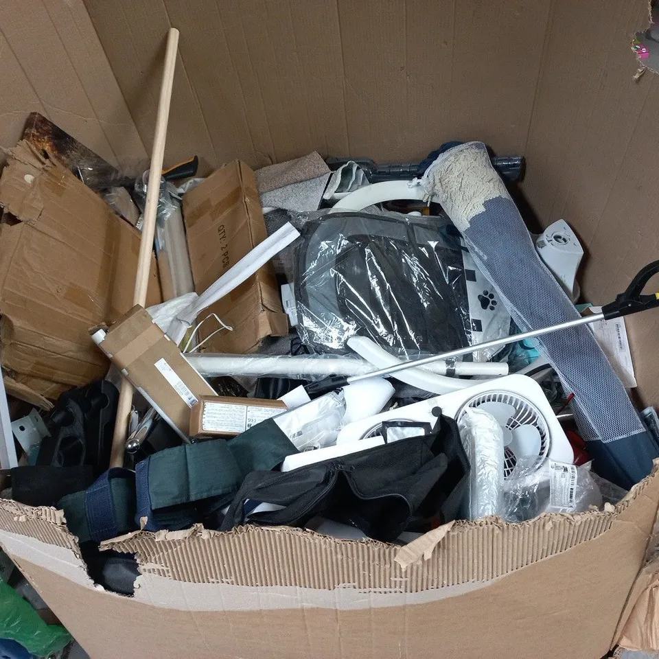 PALLET CONTAINING A LARGE QUANTITY OF ASSORTED HOUSEHOLD ITEMS TO INCLUDE USB AIR COOLER, IKEA ANTILOP X4 AND COFFEE & SUGAR TUB