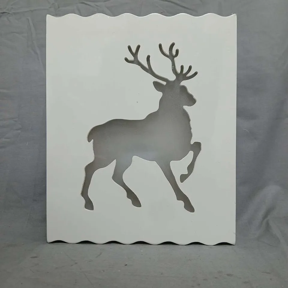 SEALED GRUNDIG 8 LED CHRISTMAS FRAME LIGHT - REINDEER