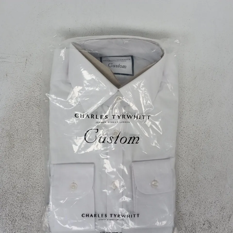 BAGGED CHARLES TYRWHITT CUSTOM SHIRT IN WHITE SIZE UNSPECIFIED