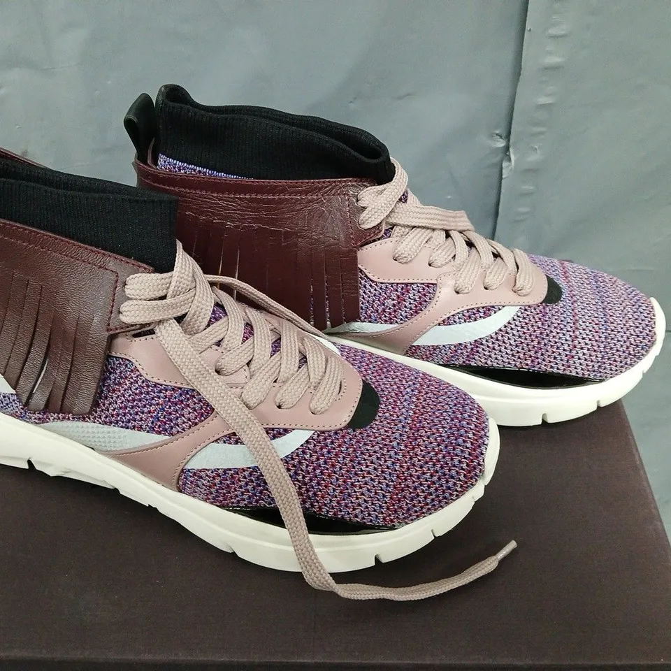 VALENTION GARAVANI SHOES SIZE 41