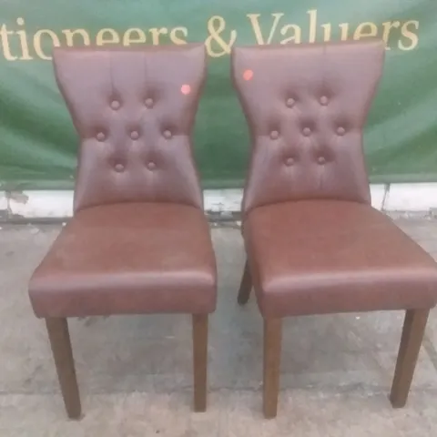 SET OF 2 NEW BEWLEY CLUB BROWN LEATHER BUTTON BACK DINING CHAIRS (DARK OAK LEG)