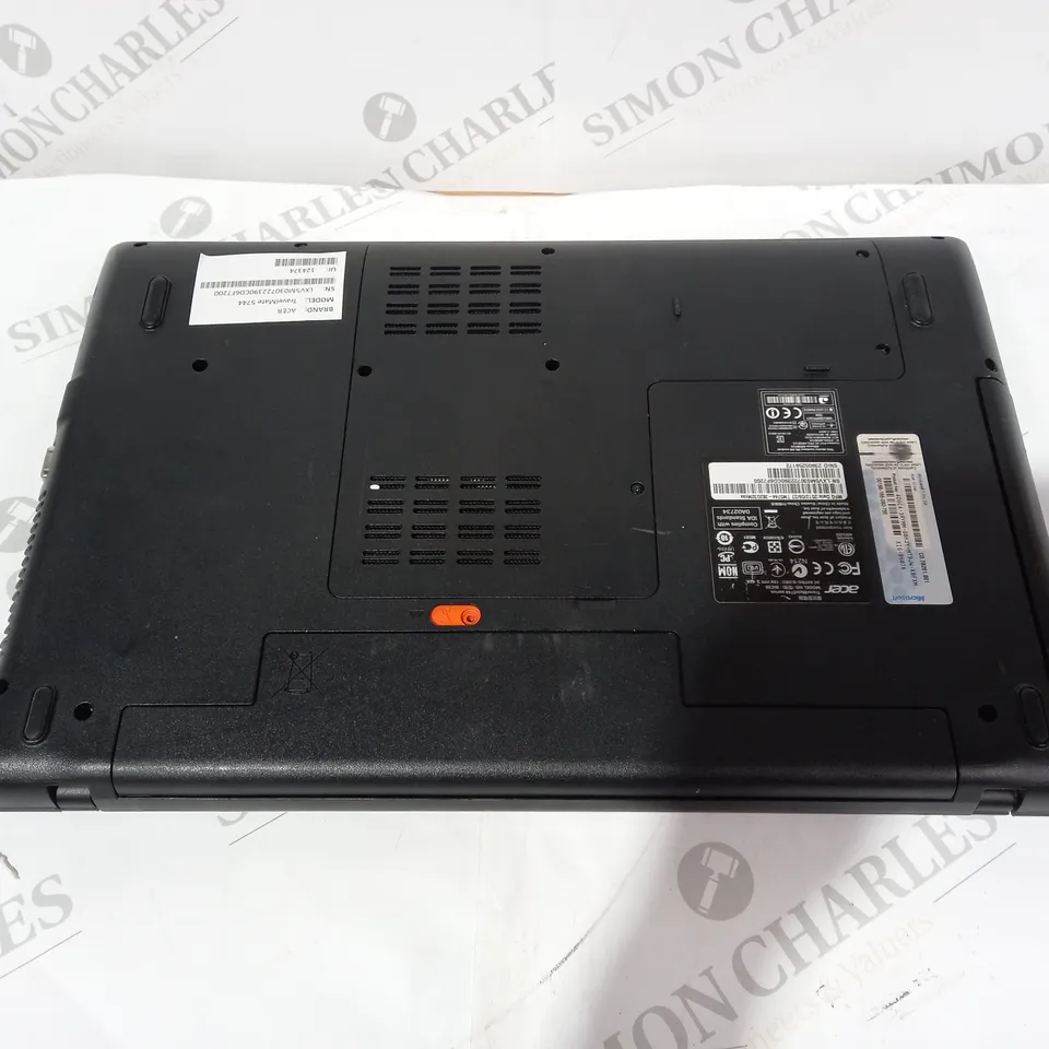 ACER TRAVELMATE 5744 LAPTOP - BLACK BIC50