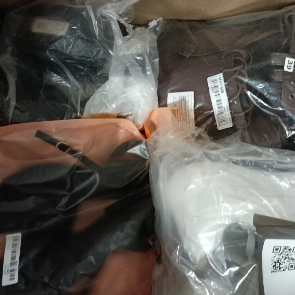 BOX OF APPROXIMATELY 15 ASSORTED PAIRS OF SHOES AND FOOTWEAR ITEMS IN VARIOUS COLOURS, STYLES, AND SIZES - COLLECTION ONLY