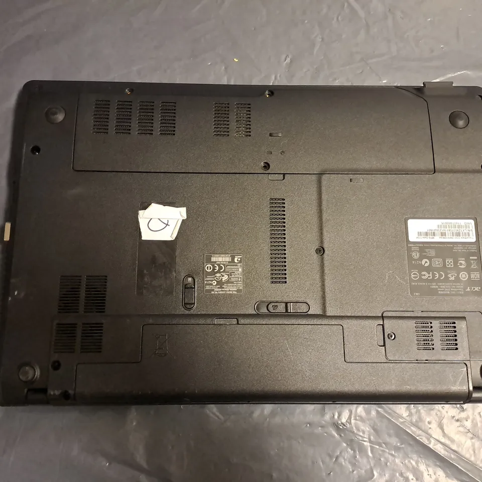 ACER TRAVELMATE 5742 LAPTOP