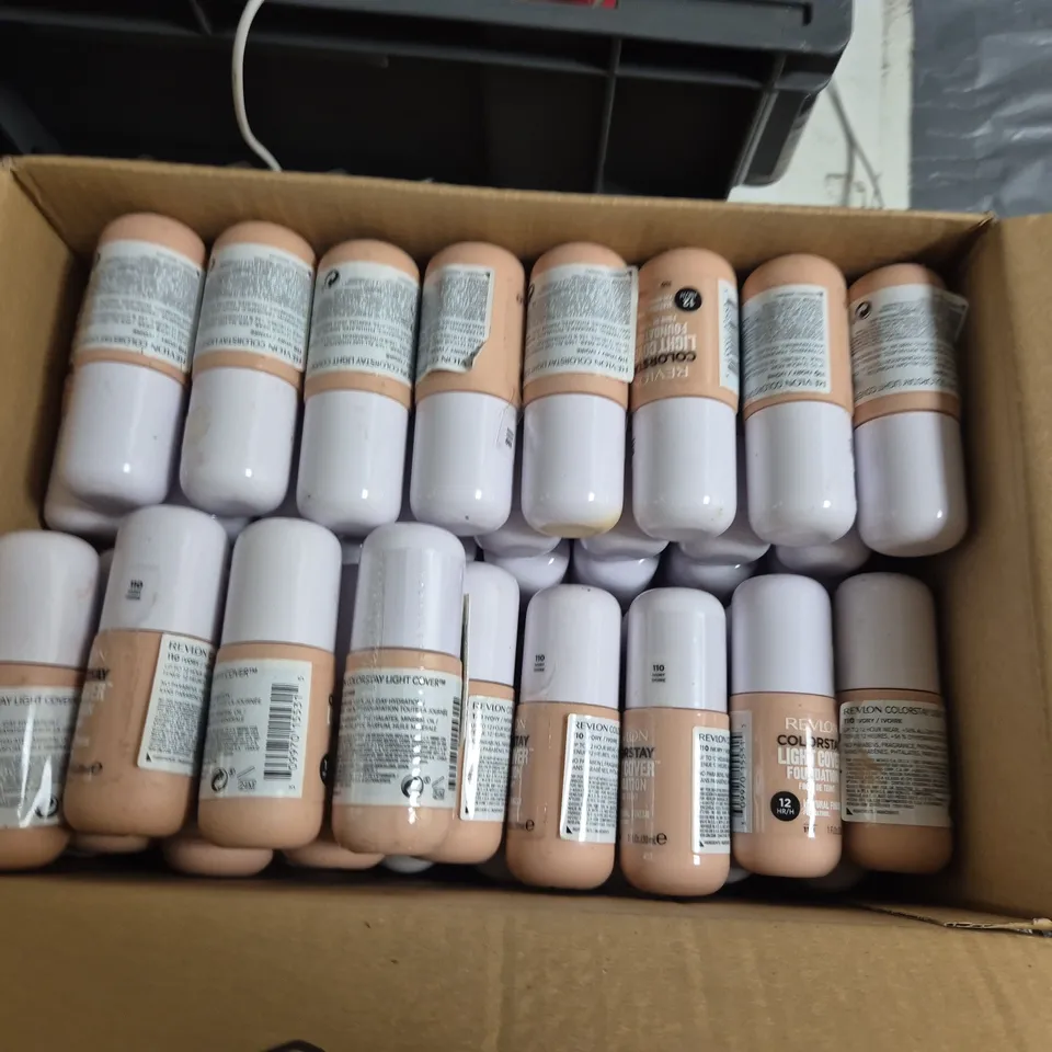 LOT OF APPROXIMATELY 53 REVLON COLOURSTAY 30ML MAKE UP ITEMS 