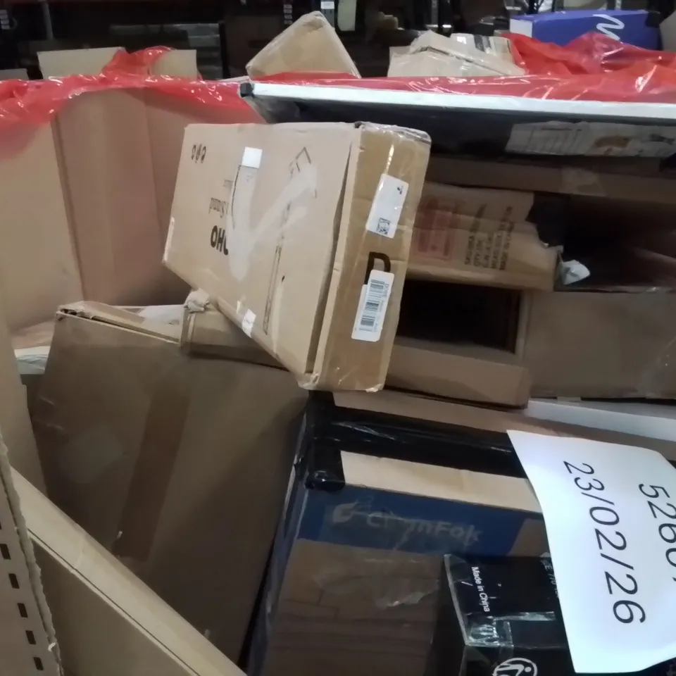 PALLET OF ASSORTED HOUSEHOLD GOODS AND PRODUCTS TO INCLUDE;SIX ARMED KING KONG IV,SCOOTER,TELESCOPIC DRAWER,CORDLESS BATTLE ROPE AND OTHER ASSORTED ITEMS...