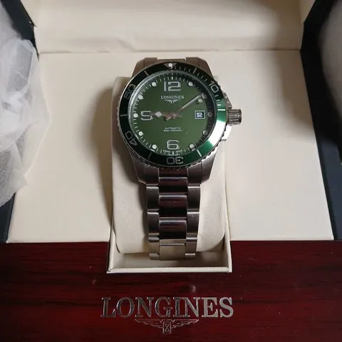 LONGINES AUTOMATIC DIVER WATCH – GREEN DIAL, STAINLESS STEEL BRACELET