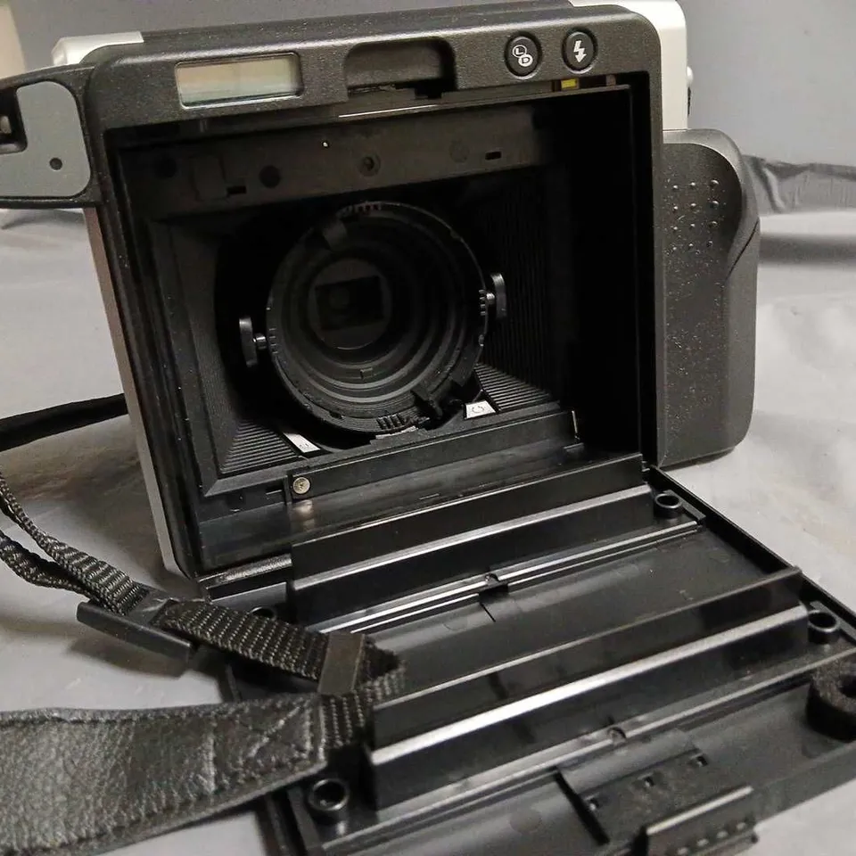 UNBOXED FUJIFILM INSTAX WIDE 300 CAMERA