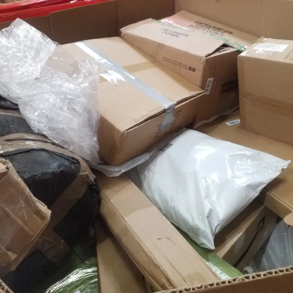 PALLET CONTAINING ASSORTED PRODUCTS INCLUDING MDF FRAME BLACK BOARD, BALANCE BIKE, PILLOW SET, FITNESS TRAMPOLINE & LED STRIP LIGHT