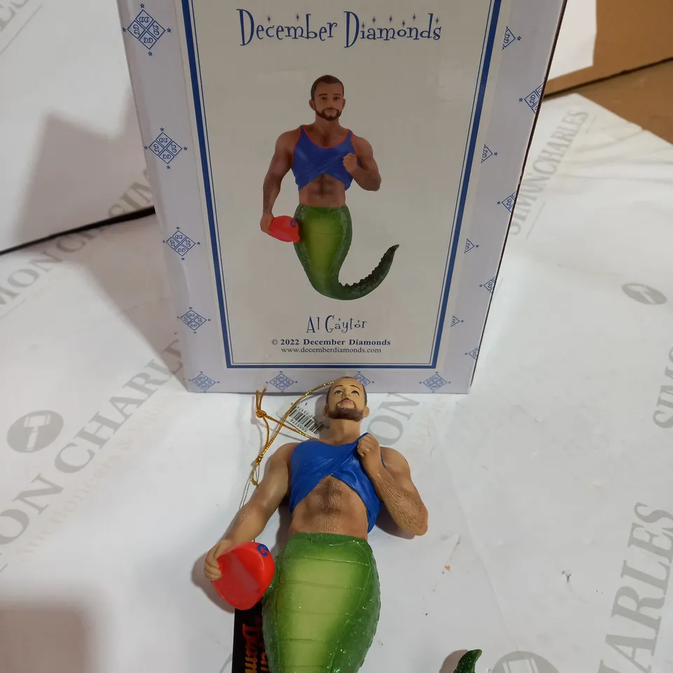 DECEMBER DIAMONDS AL GATOR FIGURINE 