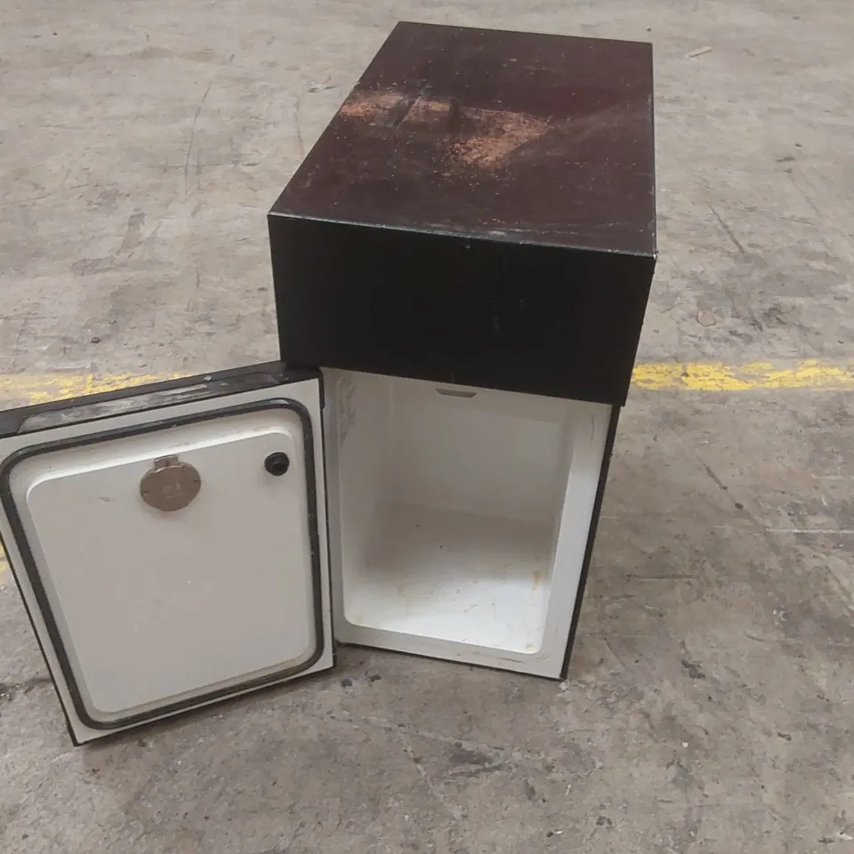 VITRIFRIGO COMMERCIAL MILK CHILLER