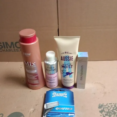 APPROXIMATEY 20 ASSORTED HEALTH AND BEAUTY PRODUCTS TO INCLUDE - AUSSIE MIRACLE MOIST CONDITIONER - WILKINSON SWORD QUATTRO BLADES AND L'OREAL ELVIVE 5 MINUTE LAMINATION