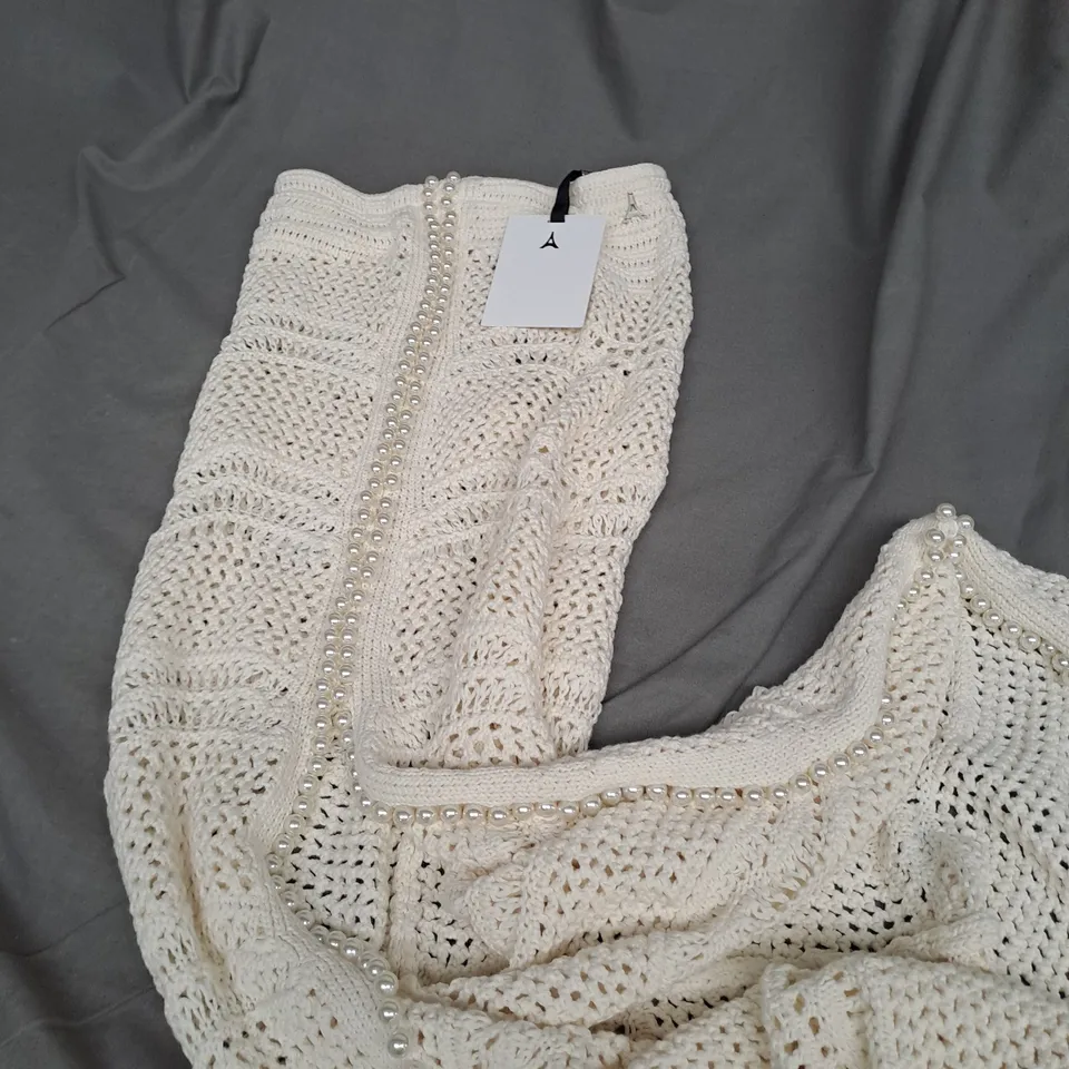 MANIERE DE VOIR XS OFF WHITE CROCHET MAXI SKIRT