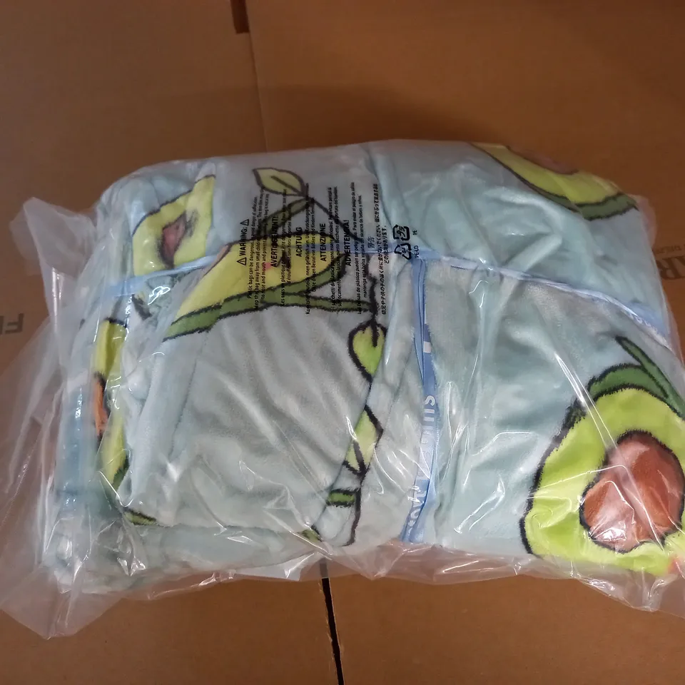SEALED THE OO AVOCADO COZY BLANKET 