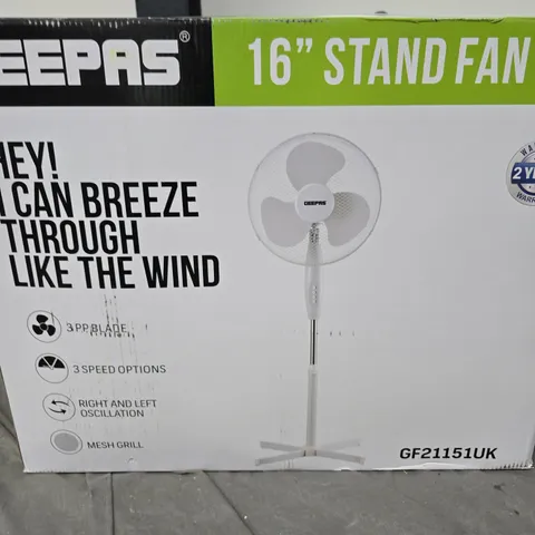 BOXED GEEPAS 16" STAND FAN IN WHITE