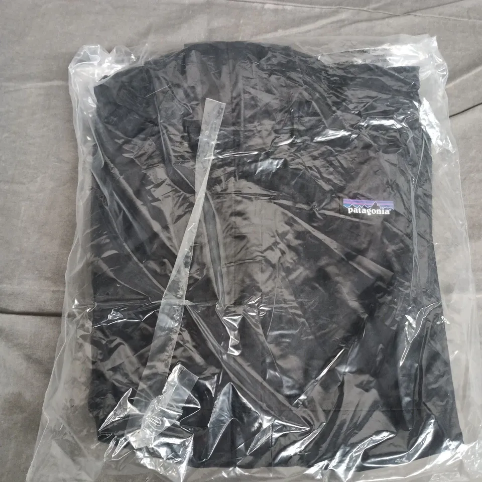 BAGGED PATAGONIA MEN'S TORRENT SHELL 3L RAIN JACKET – BLACK, XL